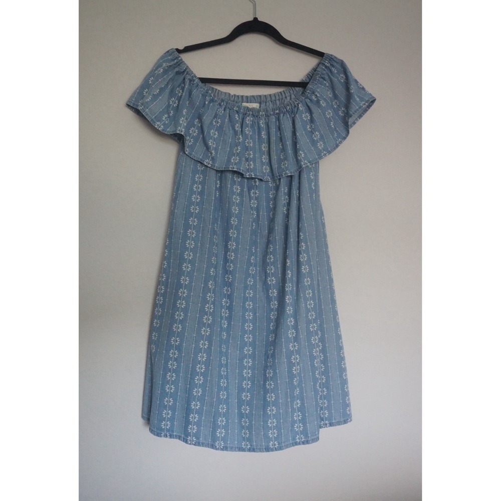 Love Fire Women's L Blue/White Floral A-Line Knee OffShoulder Ruffle Denim dress
